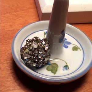 Costume jewelry ring